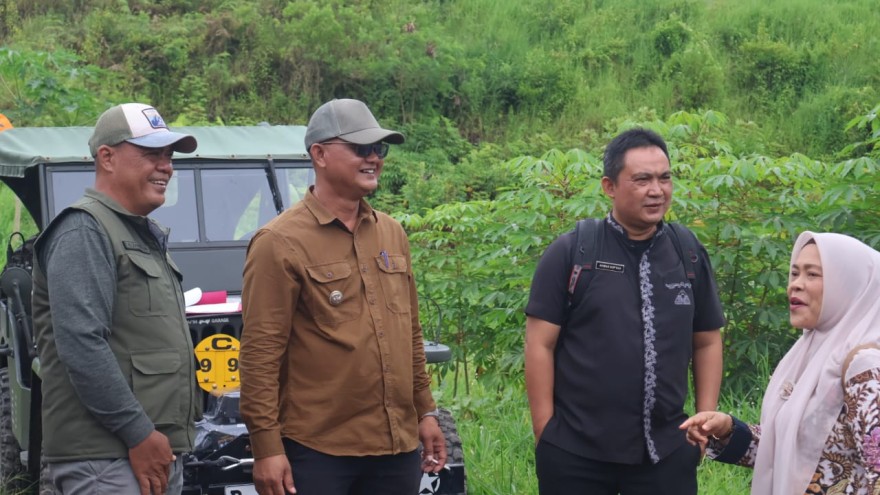 Penataan Jalan dan Persiapan Lahan Pencanangan untuk Mendagri di Cibeureum Kulon Dimulai