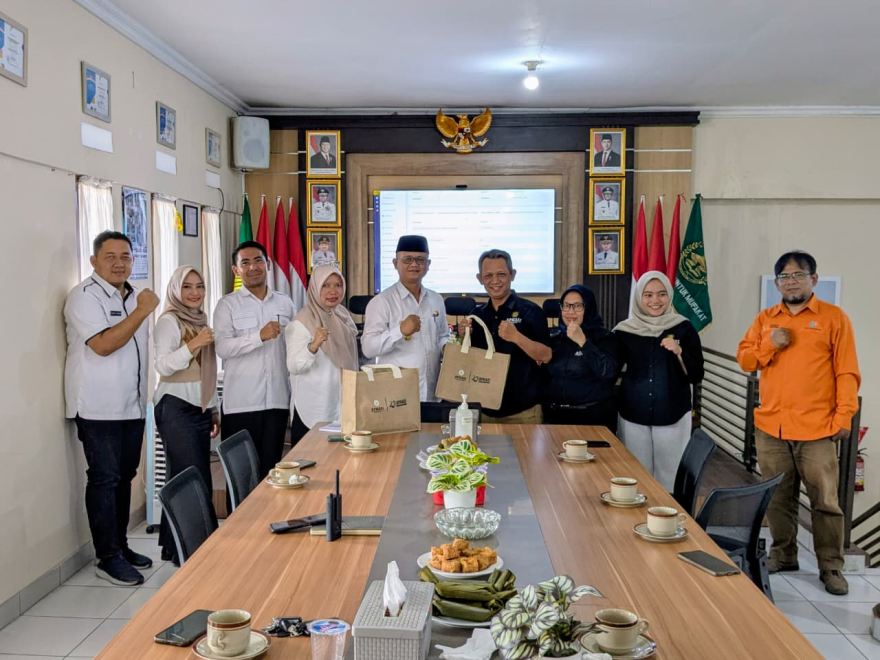 APKASI Kunjungi Desa Cibeureum Kulon: Apresiasi Inovasi Digital, Pelayanan Terpadu, dan Literasi Data Desa