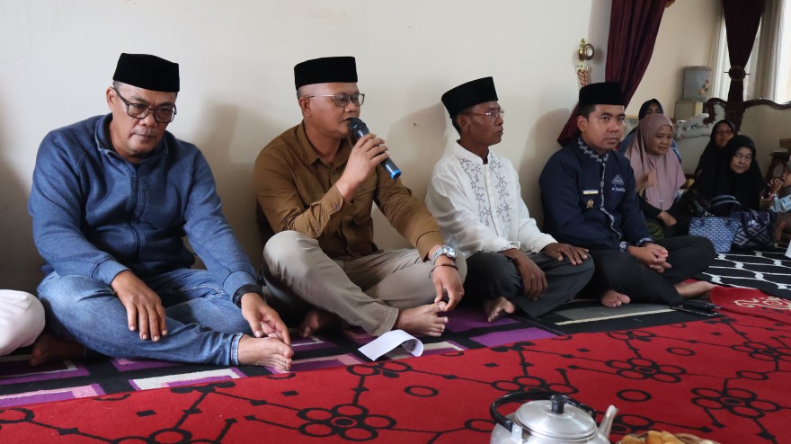 Peringatan Isra Mi'raj di Dusun Warung Toge RT. 01 RW. 05 , Kepala Desa Paparkan Program Pembangunan Desa