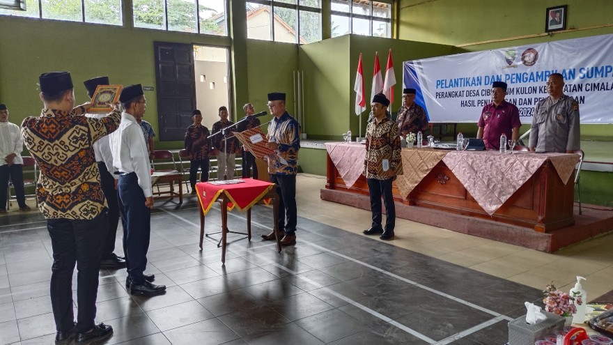 Kepala Desa Cibeureum Kulon Lantik Dua Kepala Dusun Baru di Tengah Persiapan Hari Desa Nasional