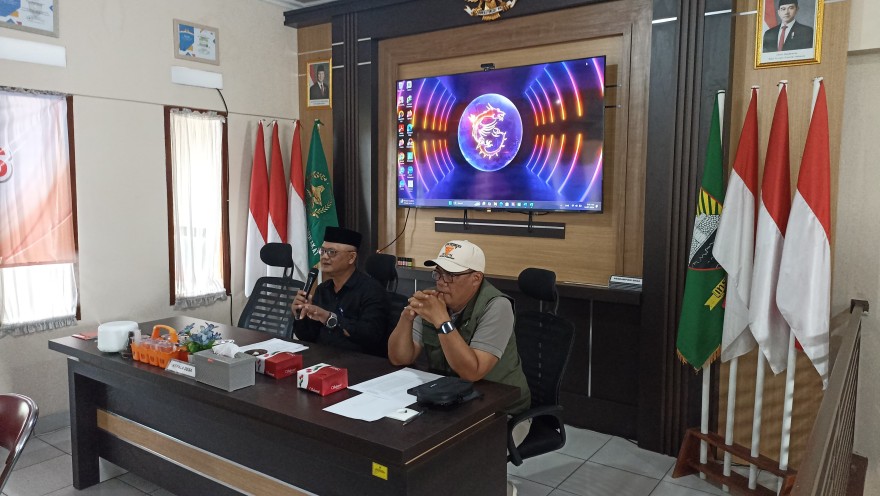 Pastikan BLT Desa tepat sasaran, Kades Gun Gun tekankan Calon KPM BLT 2025 diverifikasi secara menyeluruh dan akurat