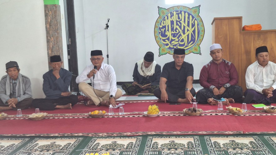 Peringatan Isra Mi'raj di Masjid Nurul Iman, Kepala Desa Tekankan Komitmen Pembangunan dan Pendidikan